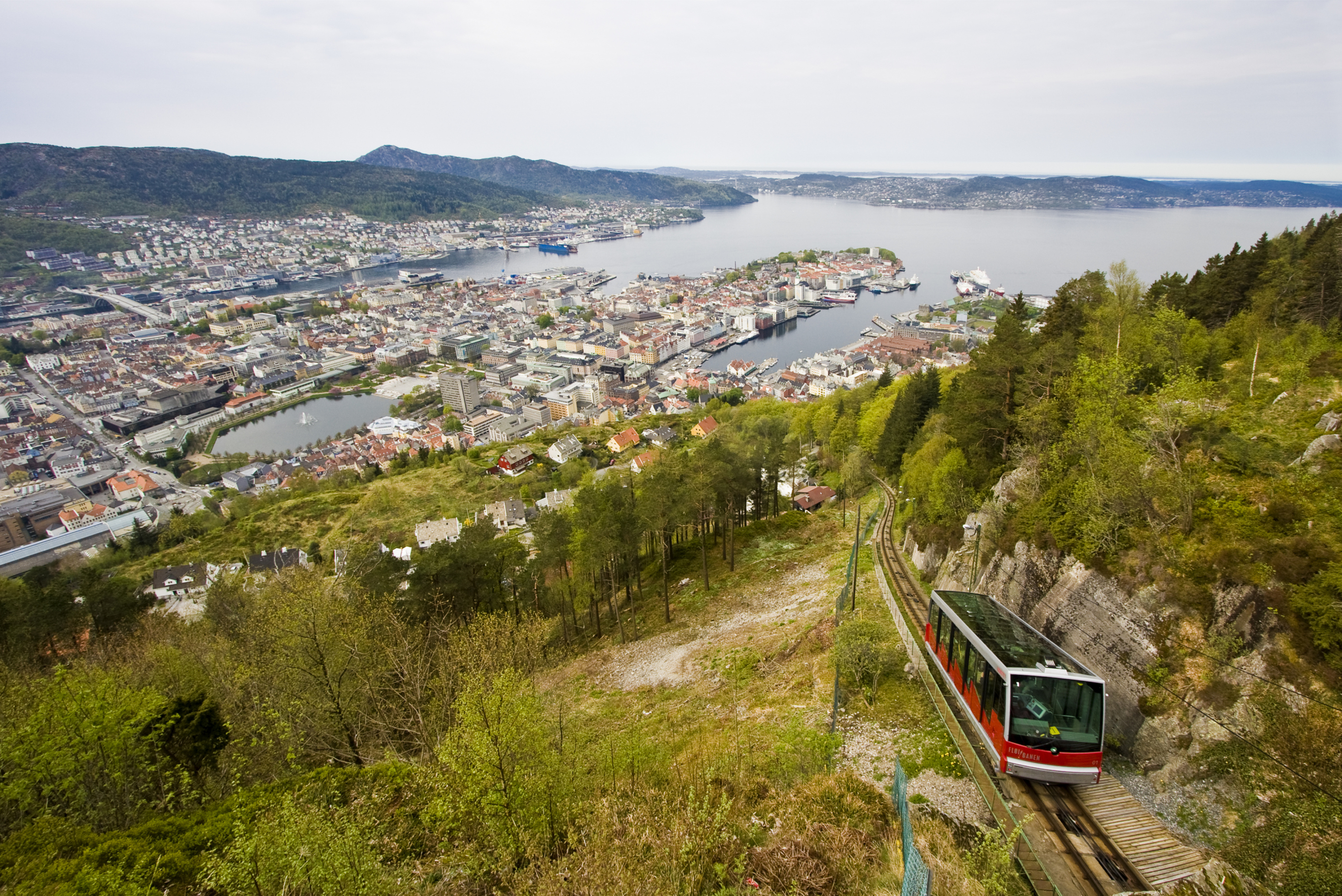 8ef99029f72ec014025aa642792416f5-floibanen-funicular.jpg