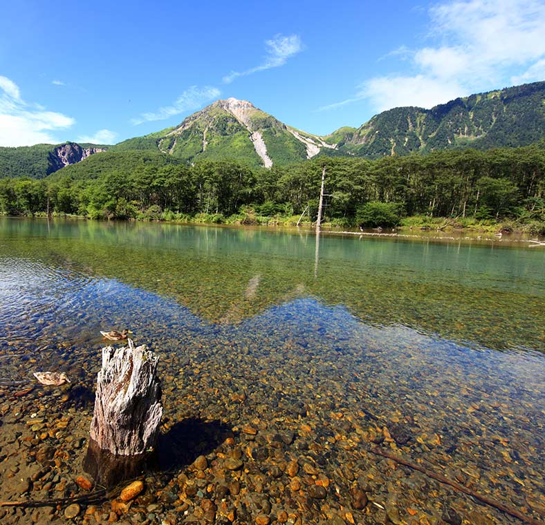 Hiking and skiing in Japan