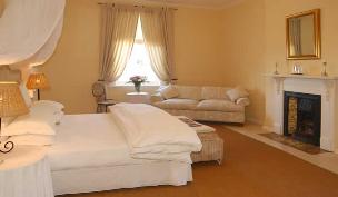 Honeymoon Suite (room 5)