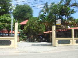 The Entrance to Pun Pun, When You See this Your Journey has Ended