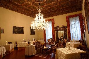 Breakfast Room