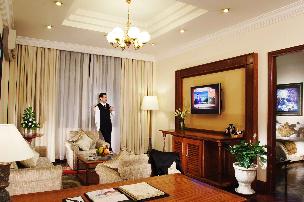 Colonial Suite