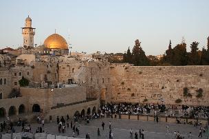 to the western wall