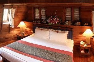 Boat Suite - Bedroom