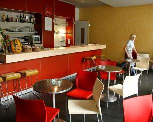 Hotel Bar