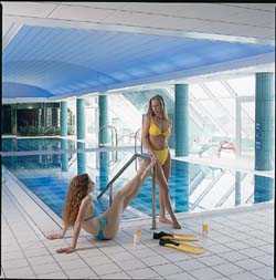 Swimming pool