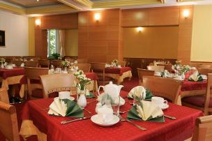 Breakfast room