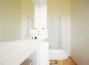 Modern Bathroom