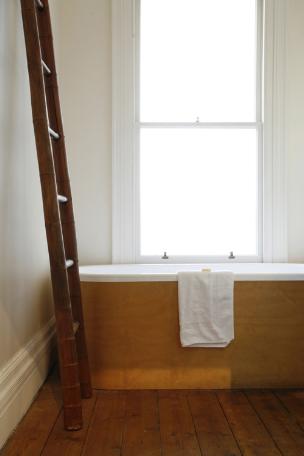 Bathtub