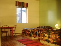 Studio 4 - 2 Beds