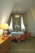 Princess Suite - living room