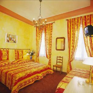 BEAUTIFUL PROVENCAL ROOMS