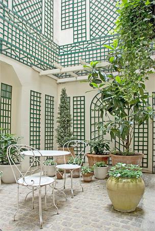 private inner court