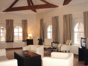 Apartment - sitting area