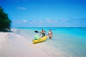 Guests with kayaks
