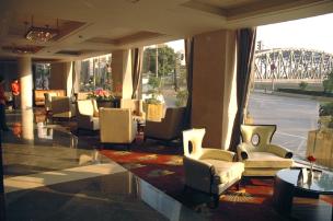 Lobby Loung