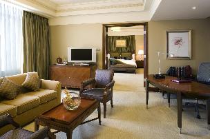 Living Room of Mandrian Suite