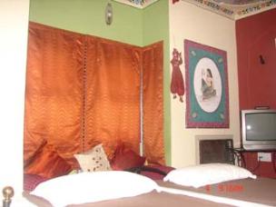 A/C ROOM  DELUX