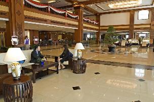 Don Chan Lobby