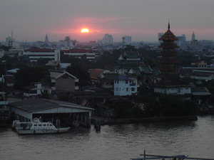 Sunset in front of the River View Guest House