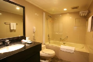 Royal Suite Bathroom