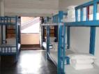 8 beds room