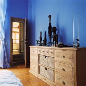 blue room 2