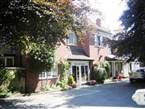 Fountain Court Hotel