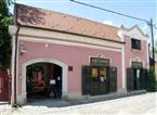 ArtUnio Galeria Hostel