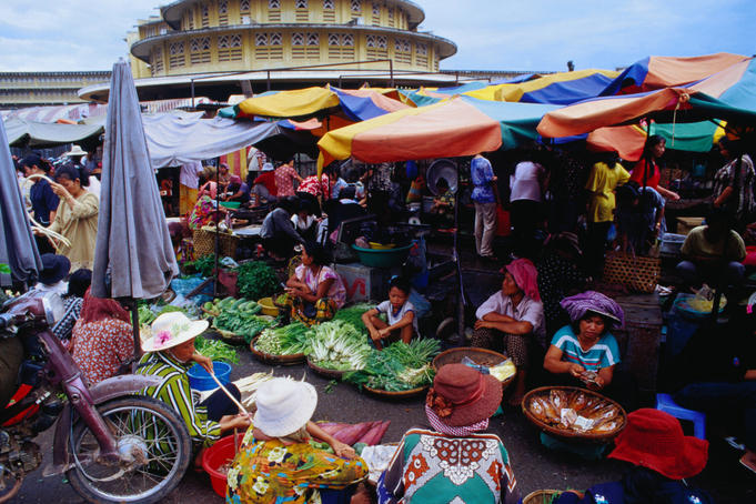 The colourful stalls of New Market in Phnom Penh