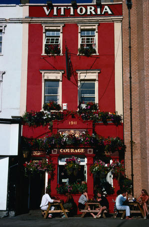 Grabbing a pint at the Vittoria Pub in Bristol