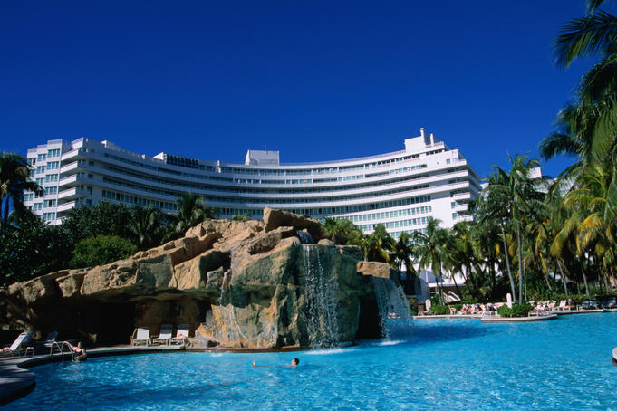 Fontainebleau Hotel with swimming pool in foreground, Miami Beach.