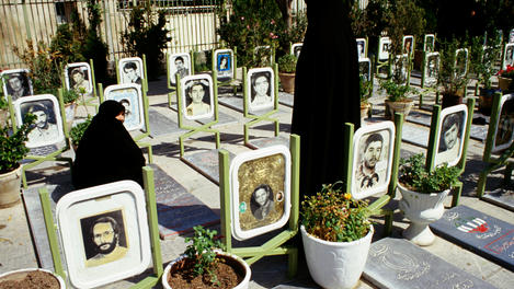 Women at martyr's grave, Golestan-e-Shoh-Ada.