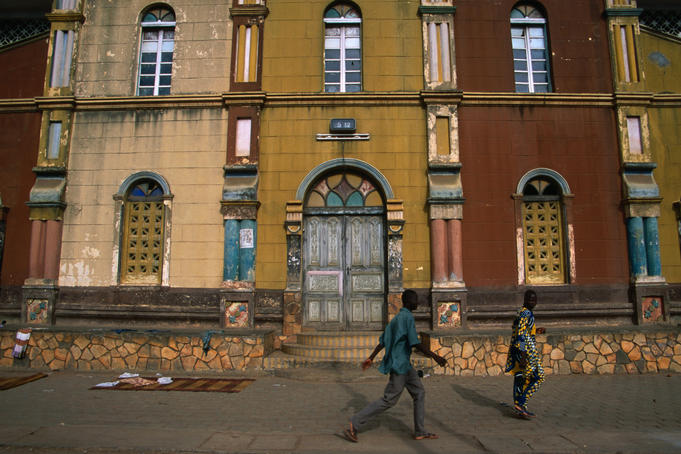 Exterior, Central Mosque.
