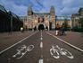 Bicycle path leading up to the Rijksmuseum, Stadhouderskade 42.