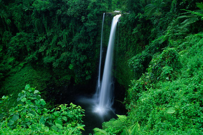 Fuipisia Falls (55m) on the Mulivaifagatola River.