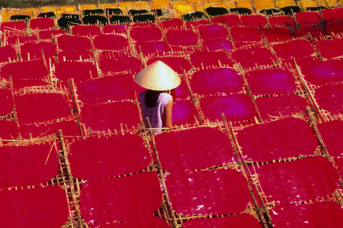 Drying candy products.