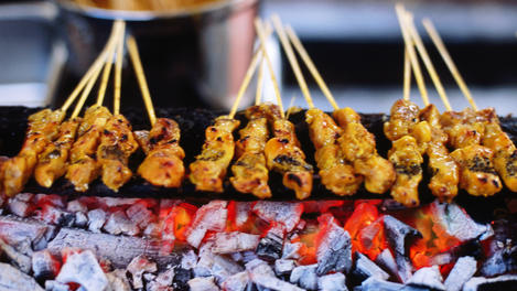 Satay cooking, Jalan Alor, Kuala Lumpur
