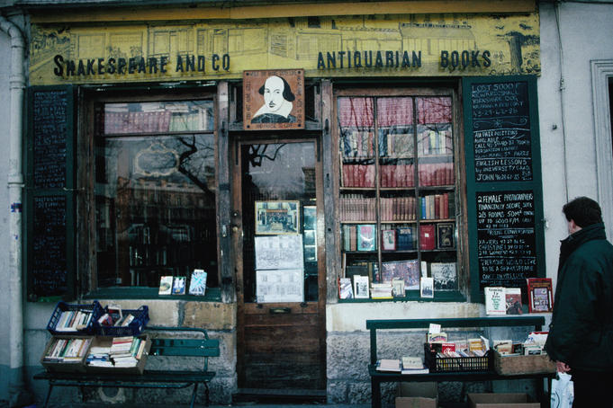 Exterior of Shakespeare and Co bookshop.