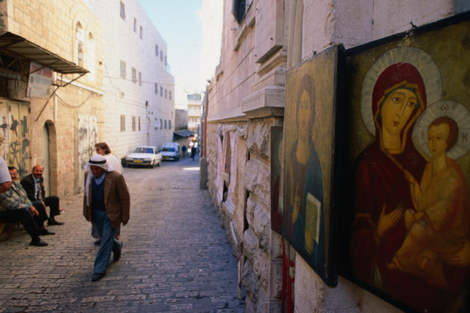 Paintings in old city laneway.