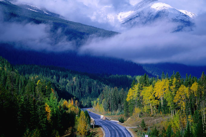 Yellowhead Highway, Mt Robson Provincial Park, Rocky Mountains.
