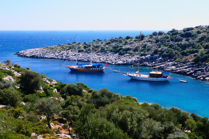 Travel literature review: Turkish Coast (through writers' eyes)
