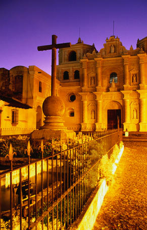 Iglesia de La Merced at sunset.