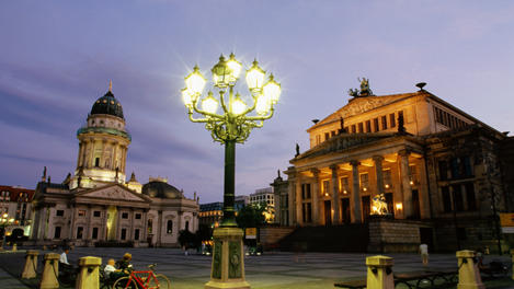 Dusk, Berlin