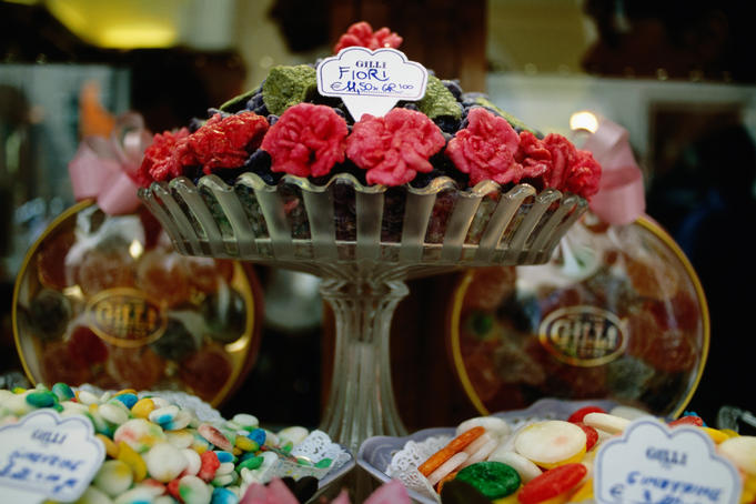 Assorted sweets at Gilli in Piazza della Repubblica.