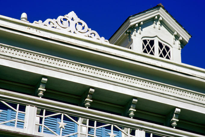 Architectural detail at San Francisco Plantation.