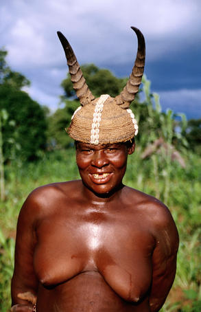 Betamaribe (Somba) woman wearing horned beanie.