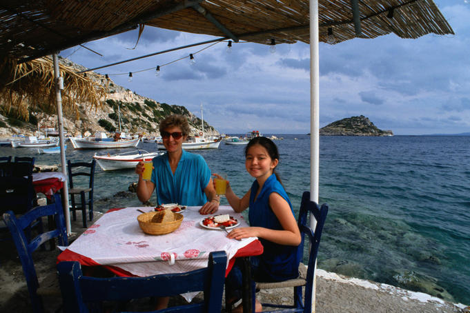 Alfresco dining on Zakynthos - Ionian Islands