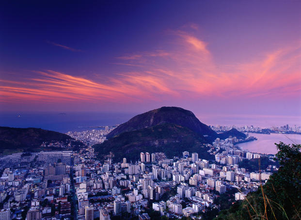 Districts of Lagoa, Copocabana and Ipanema at dawn.