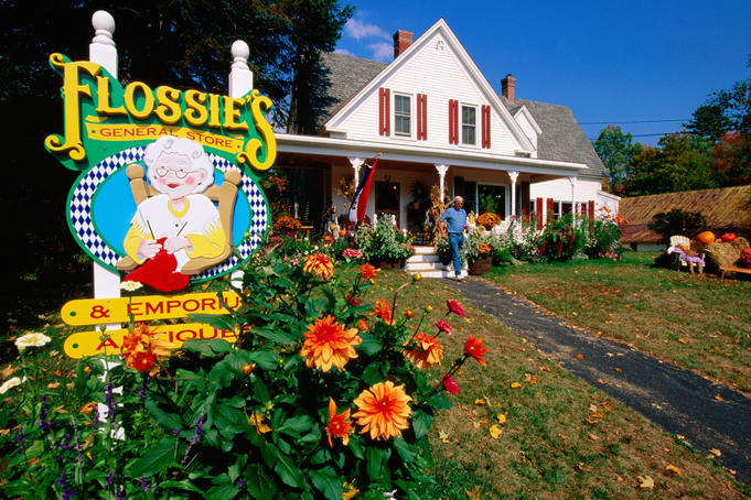 Flossies general store, Glen.
